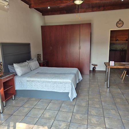 Mountain Valley Stay - Unit 4 Mbombela Exteriör bild